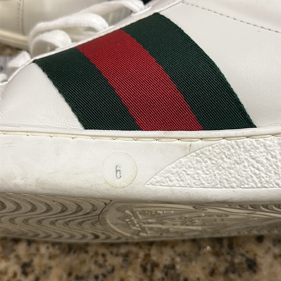 Gucci Men's Ace Leather Sneaker Size 6 - Picture 10 of 10